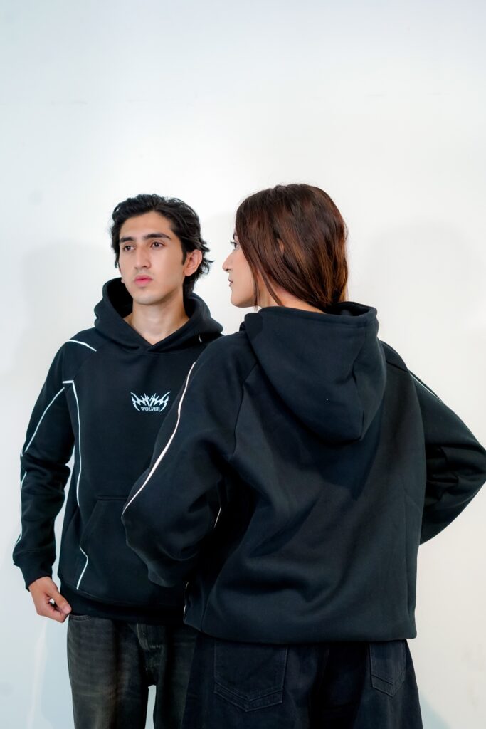 DARK AURA HODDIE